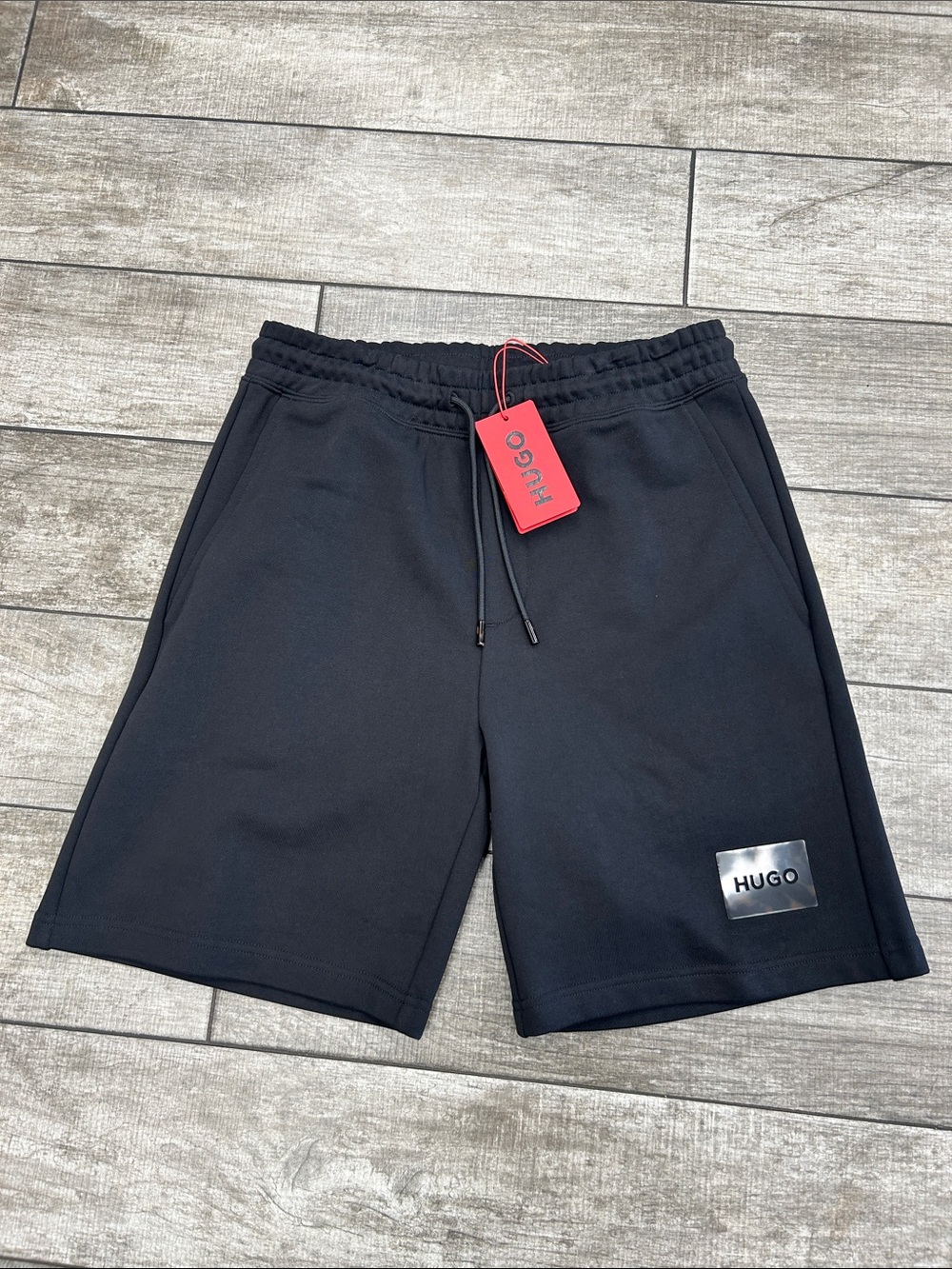 100% Authentic HUGO by Hugo Boss Men's Black Logo Cotton-Blend Shorts NWT